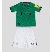 Camisa de Futebol Newcastle United Equipamento Secundário Infantil 2023-24 Manga Curta (+ Calças curtas)